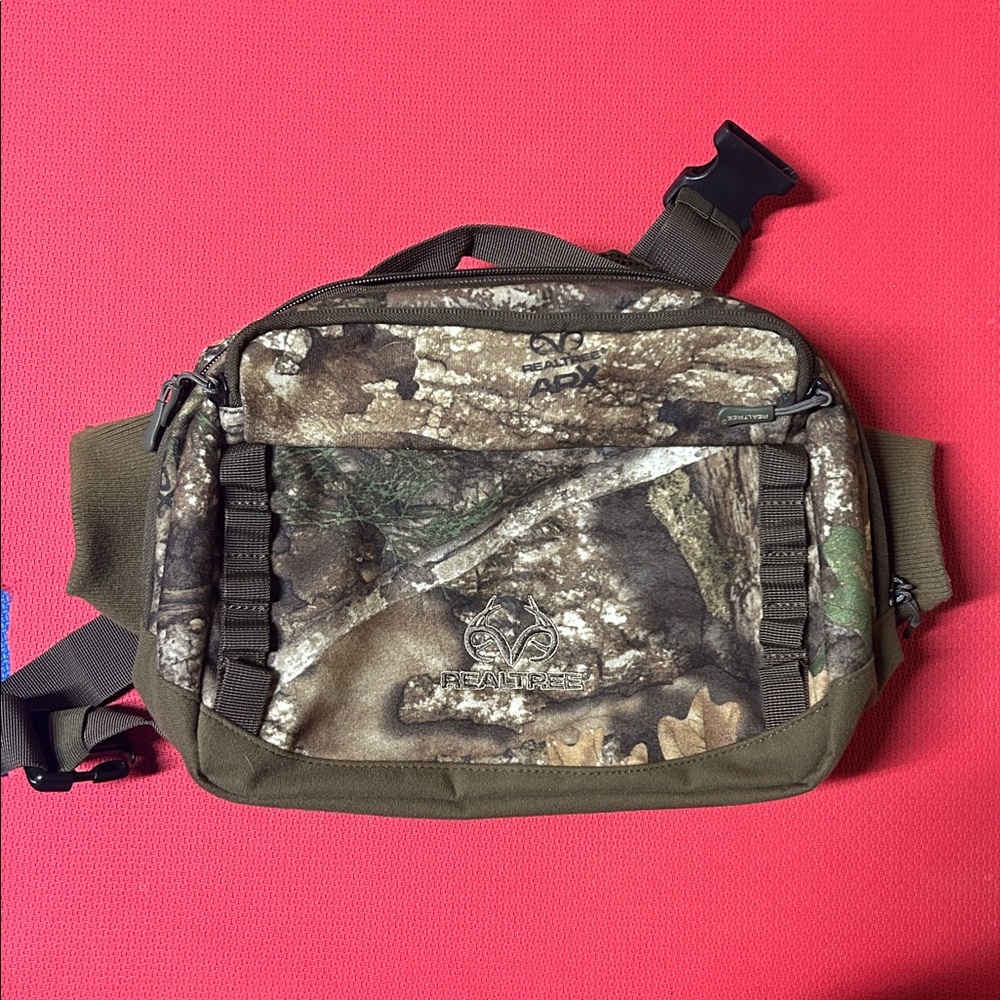 Realtree Camouflage waist pack